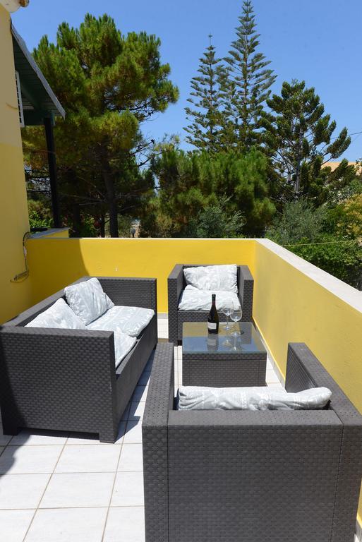 Appartement Roula's & *